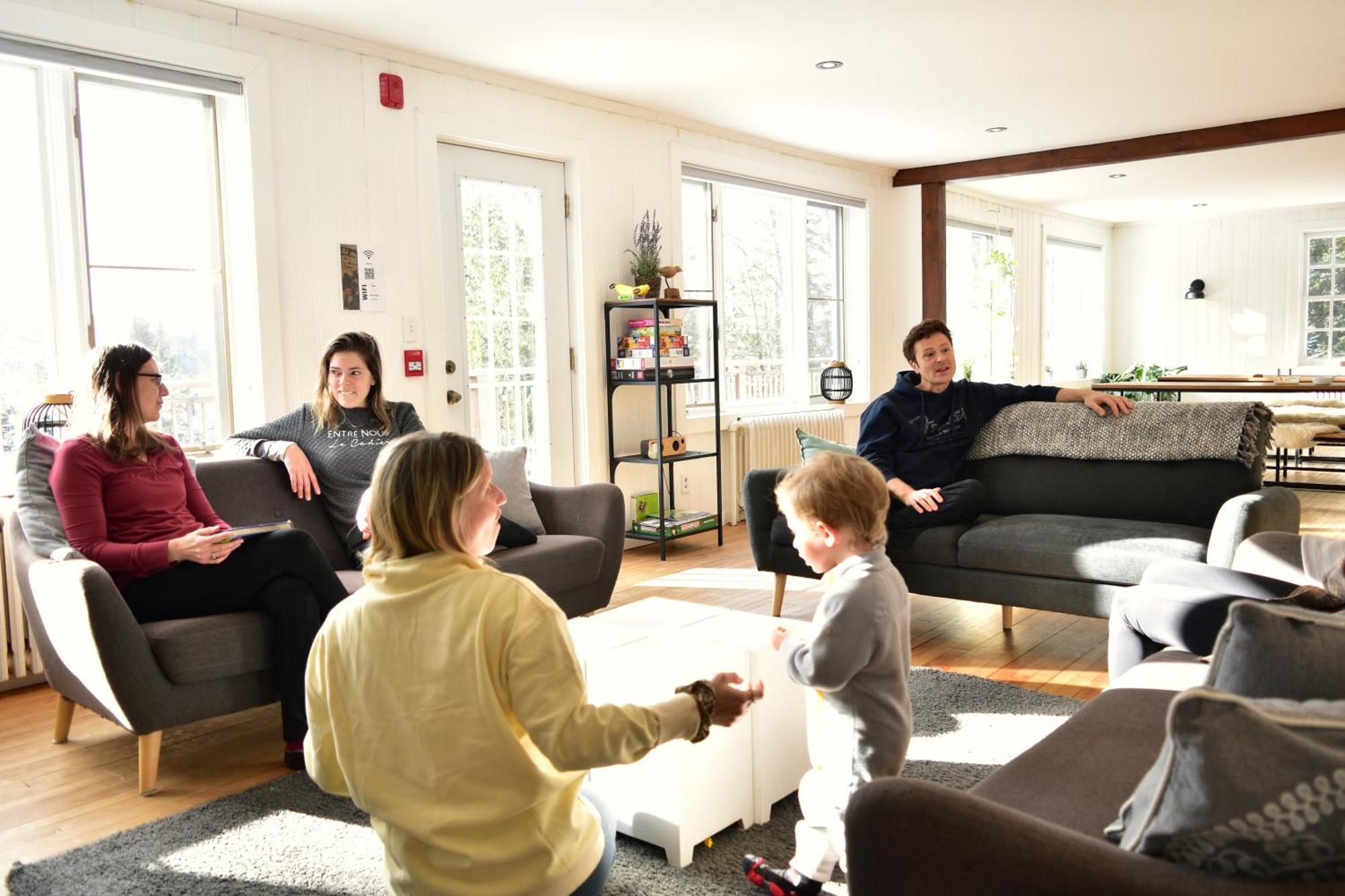 Le Partage Lodge: Destination Plein Air Et Sociale Val-Morin Esterno foto